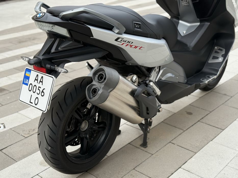 BMW C600 Sport макси-скутер