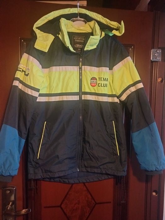 Куртка для хлопчика 8-9 років