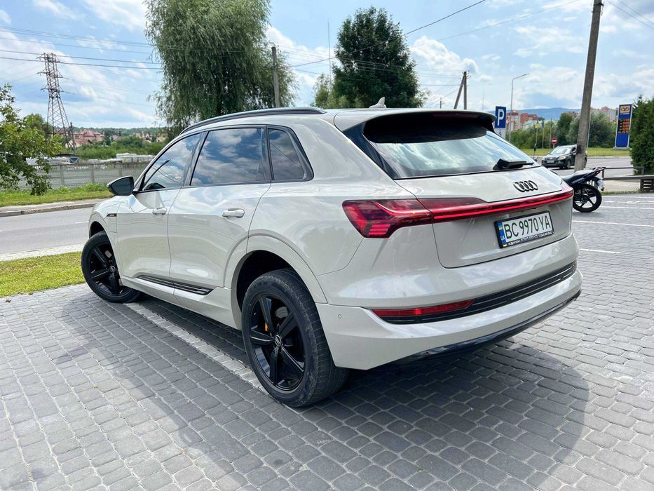 Audi E-Tron 95kWh