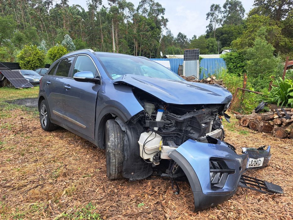 Aceito trocas- KIA Niro Plug-in - 2021 somente em peças