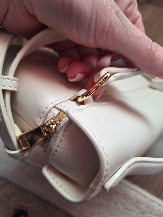 Сумка JW PEI Thea Top Handle Bag