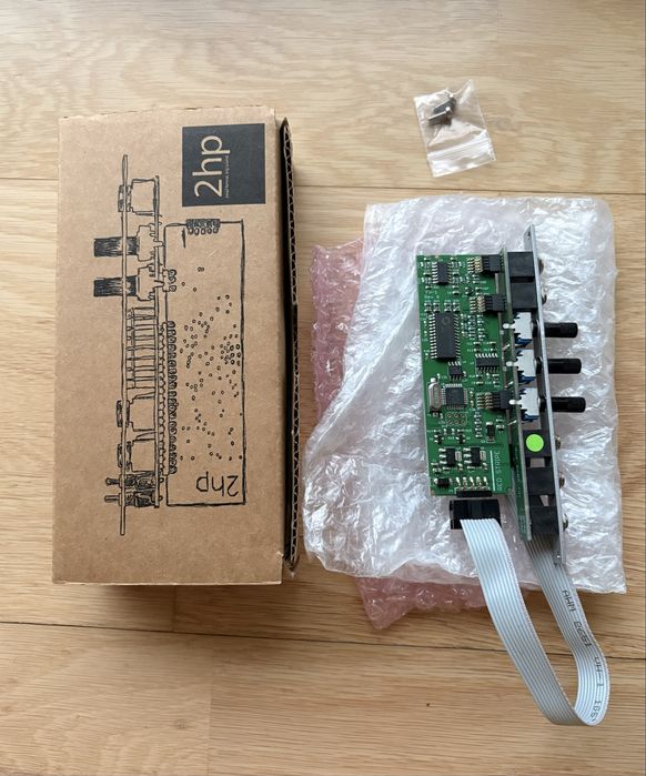 Modulo sintetizador eurorack 2HP Verb