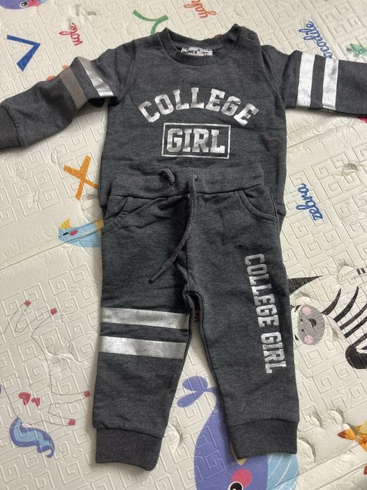 Продам костюм 74