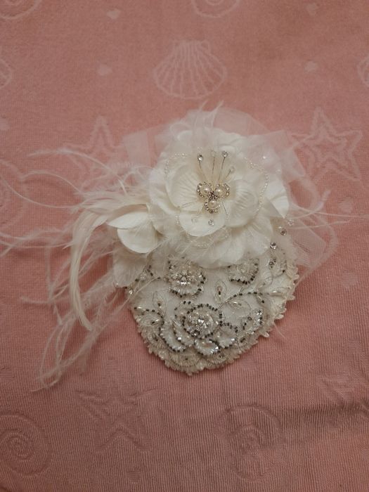 Свадебная шляпка на голову