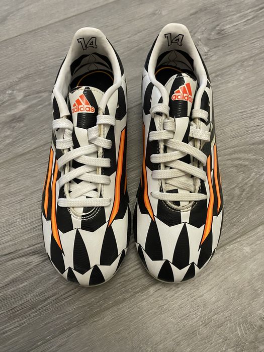 Детские футбольные бутсы Adidas F10 FG (Battle Pack), размер 34 (21 см)