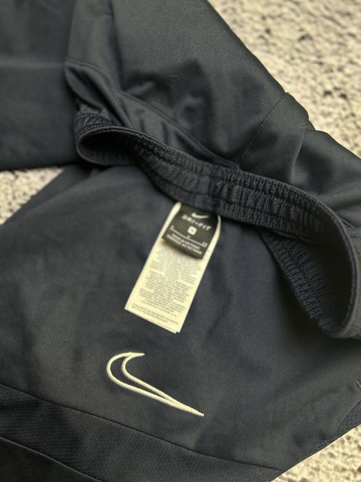 Спортивні штани Nike Dri-Fit