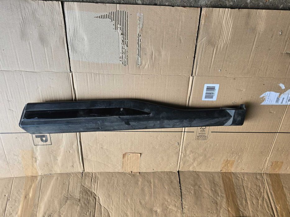 listwa drzwi Nissan Juke II F16 2019-