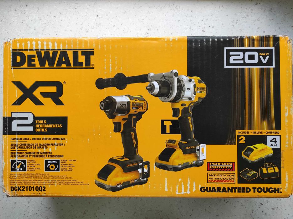 Набор бесщеточных шуруповертов DeWalt DCK2101QQ2 20V (DCD1007 DCF845)