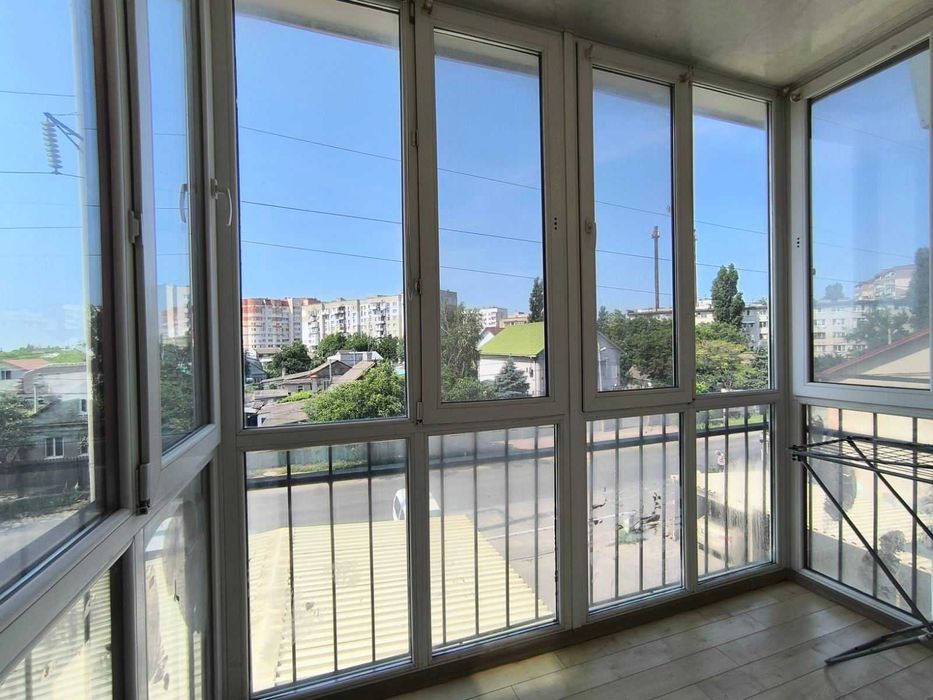 Свет есть.Посуточно свободна 1кк. ул.С.Рихтера новострой/близко центр