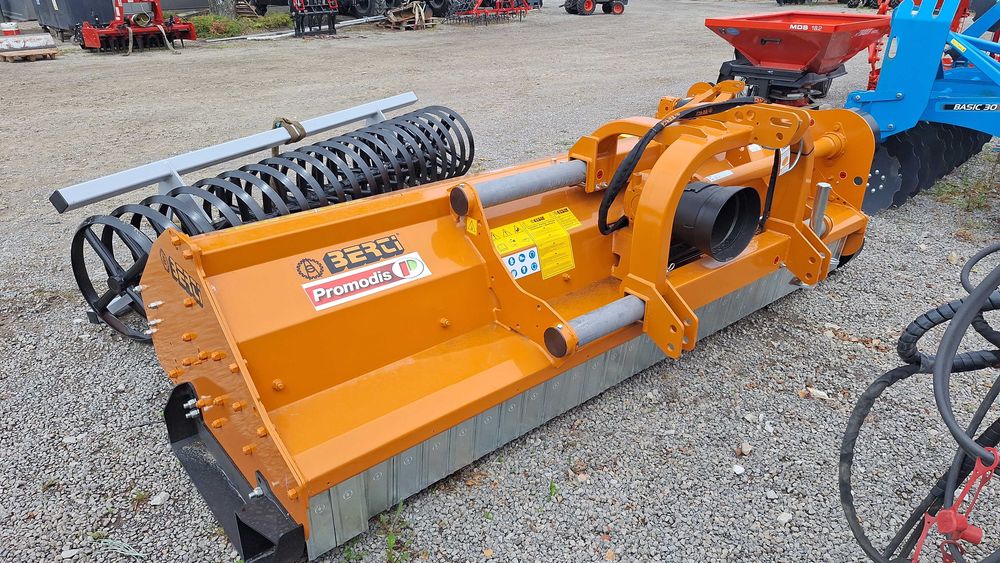 Rozdrabniacz polowy Berti Land/S 300