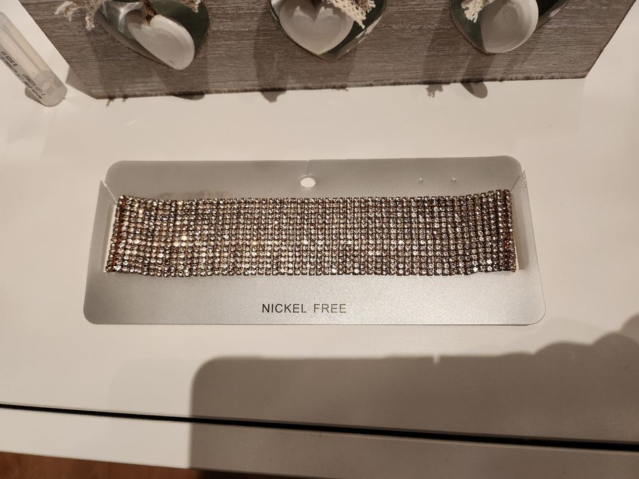 Gargantilha ajustável