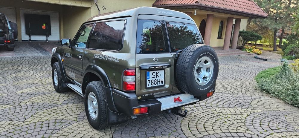 Nissan Patrol GR 2.8 TDI manual zamana na bus , quad