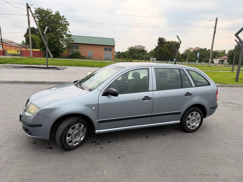 Шкода Фабія 2005 року