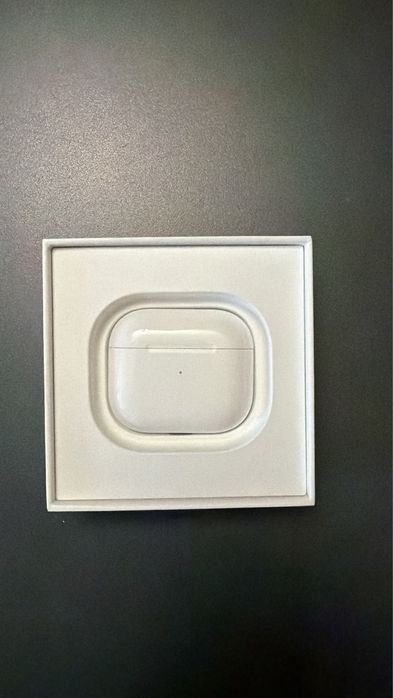 Apple AirPods 3.ª geração  80€
