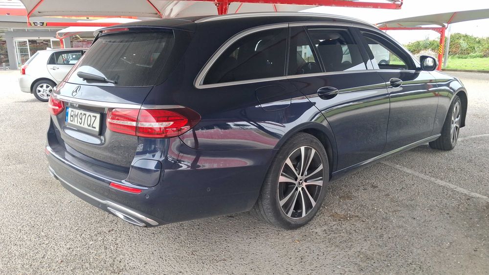 Mercedes-Benz Classe E- 300D Station PLUG IN