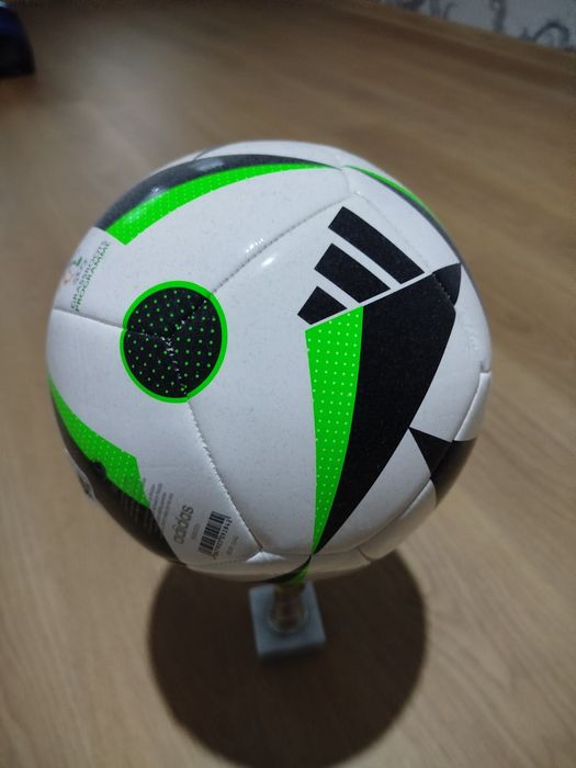 Мяч Адидас 4 оригинал