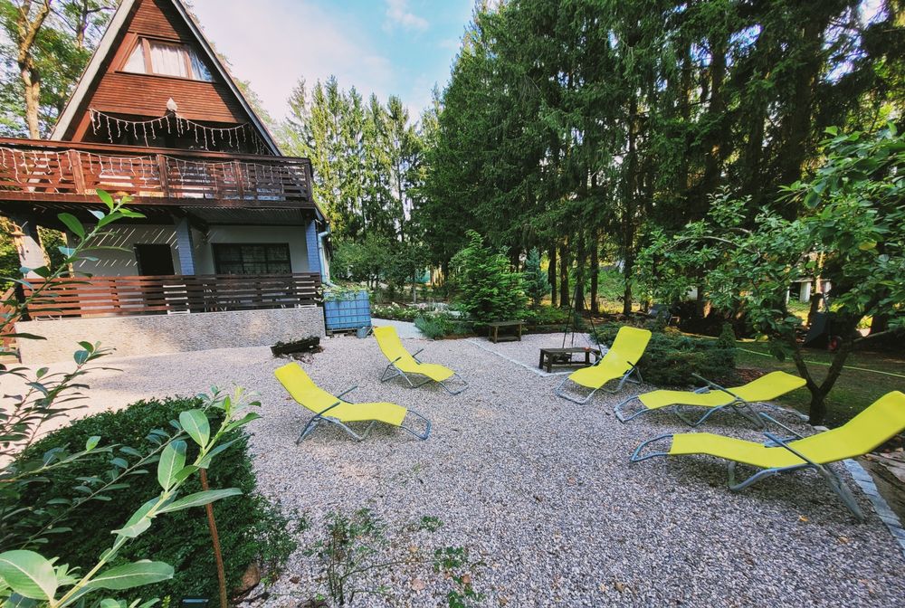Domek z Jacuzzi Balią nad rzeką do wynajęcia 35 km od Warszawy, kajaki