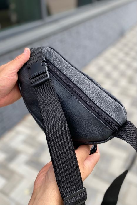 Шкіряна бананка сумка слінг чоловіча нагрудна SVARG