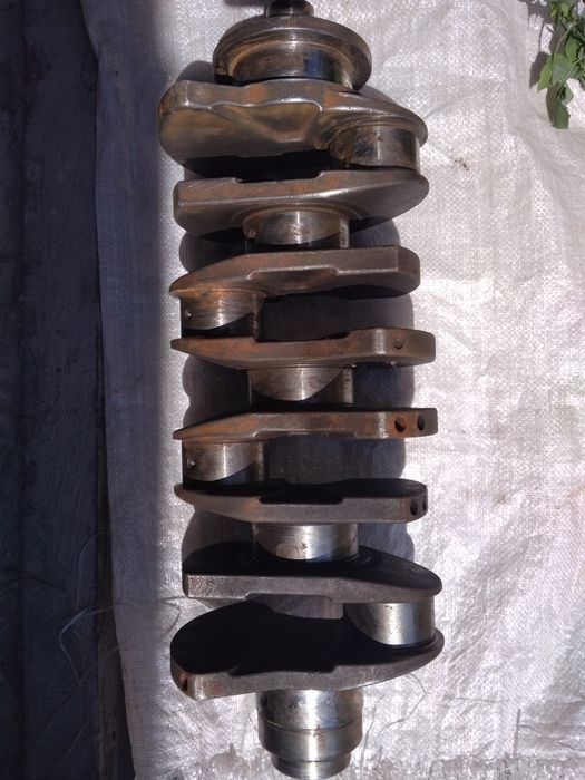 Коленвал jcb 320/03107