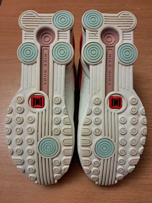 Детские Кроссовки Nike оригинал 38.5 размер