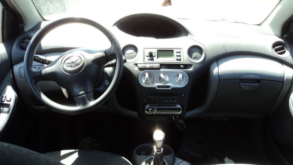 Toyota Yaris 1.4D-4D 5P 2005 - Para Peças