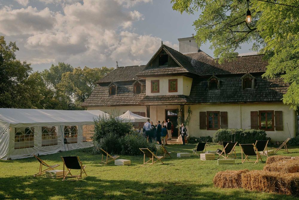 Wplenerze.eu - Wynajem namiotów , podłóg imprezowych, stołów i krzeseł
