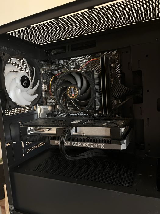 Pc Gaming ( Rtx 4060 8GB + Ryzen 7 + Samsung Odyssey g5 Curvo)