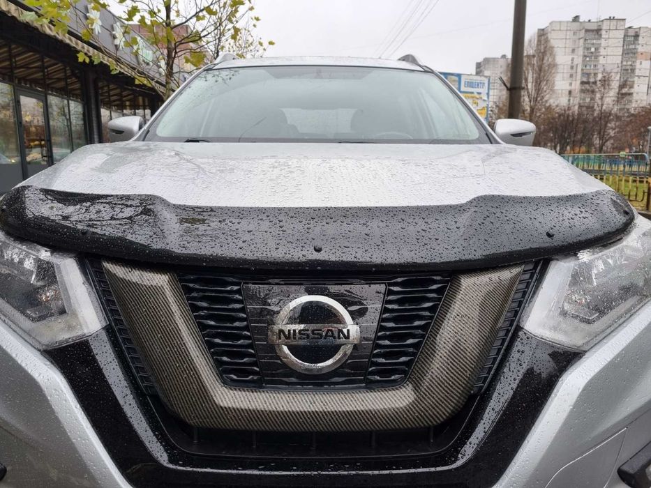 Rogue /X-Trail T32 рог дефлектор капота /Мухобойка. Туреччина