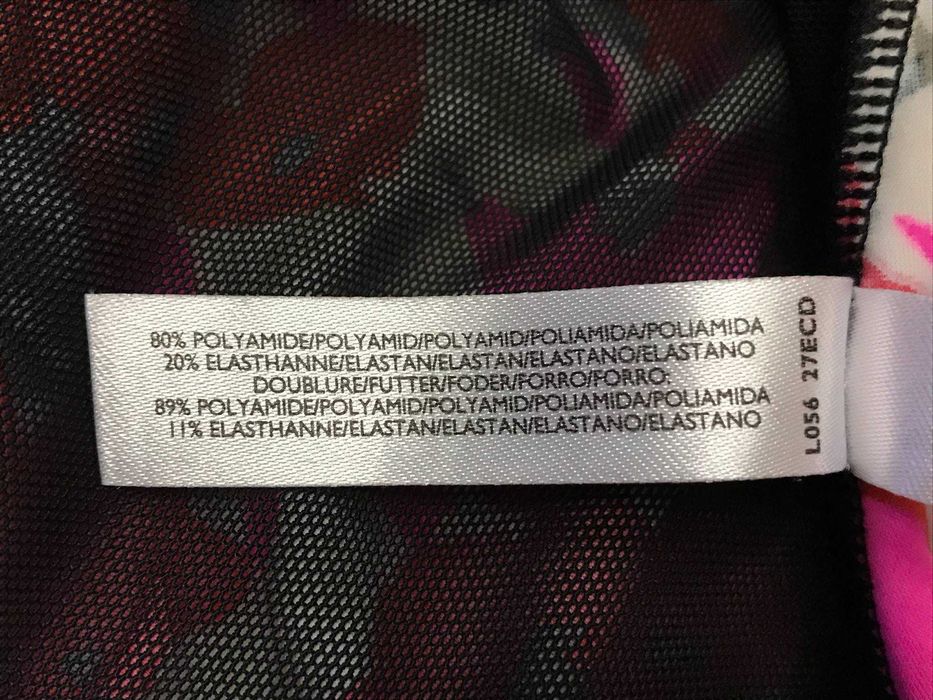 Купальник Resort сплошной чёрный маки Р.50/52