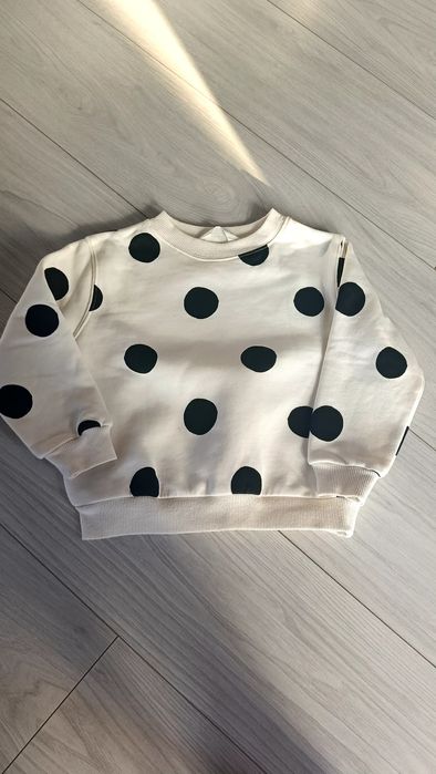 Sprzedam bluzy rozm.104/110/116