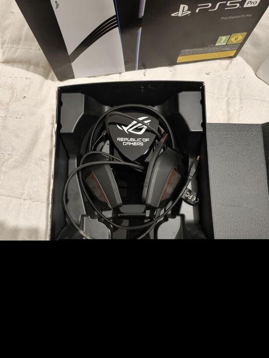 Vendo auscultadores Rog Centurion