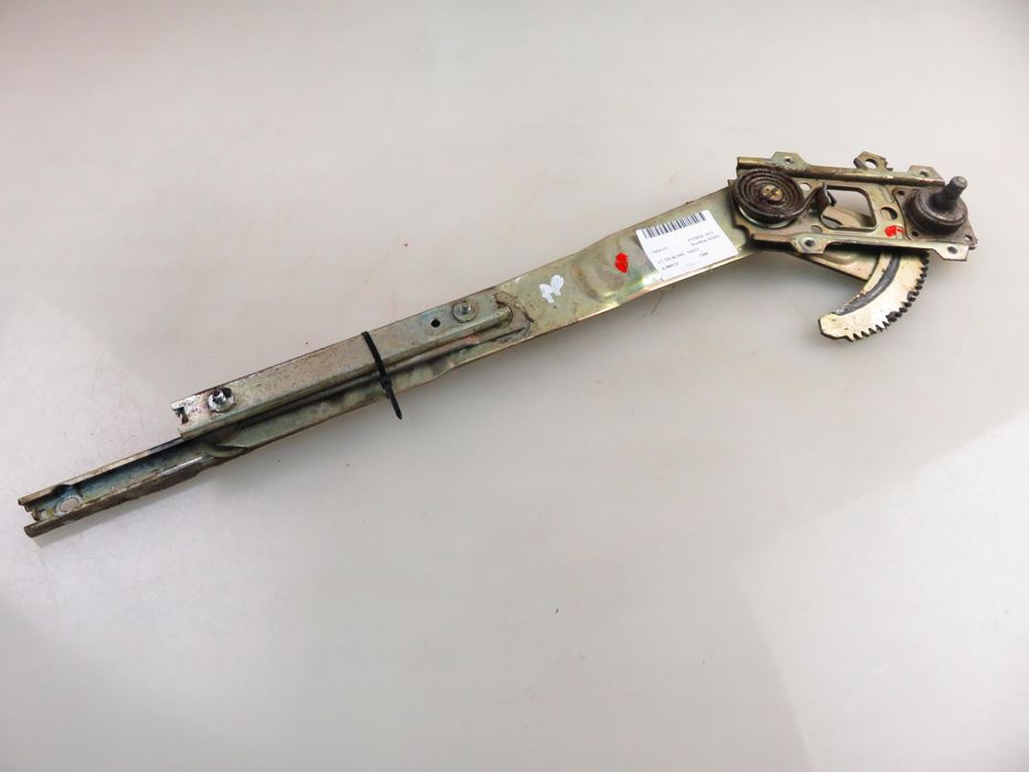 Podnośnik Szyby Prawy 3d Nissan Patrol III