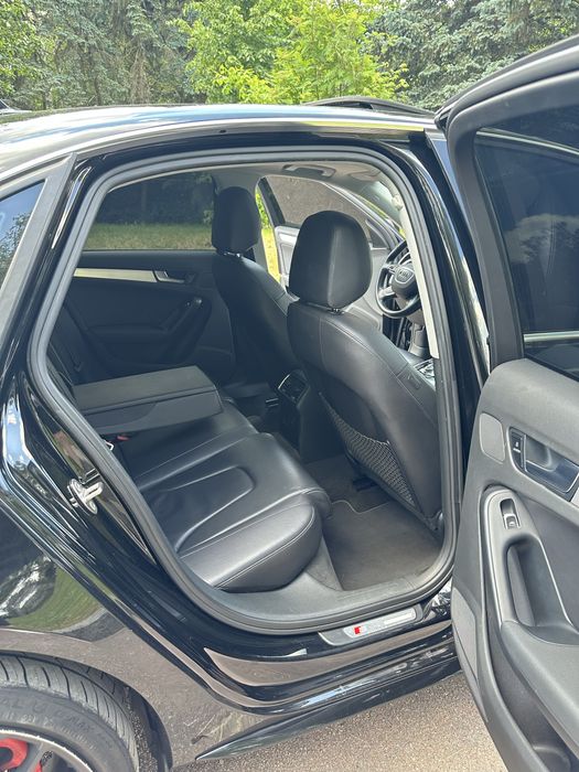 Продам Audi A4 B8