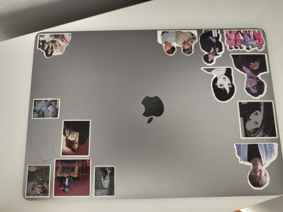 MacBook Pro 15” A1707 i7/16GB/256SSD Space Gray  працює, дисплей на ремонт