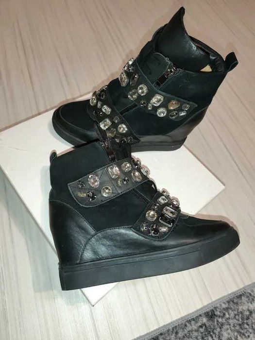 skórzane Sneakersy Gino Rossi - Pepper  rozm. 39