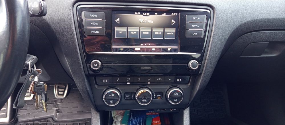 Шкода 1.6 МРІ Газ чудовий стан