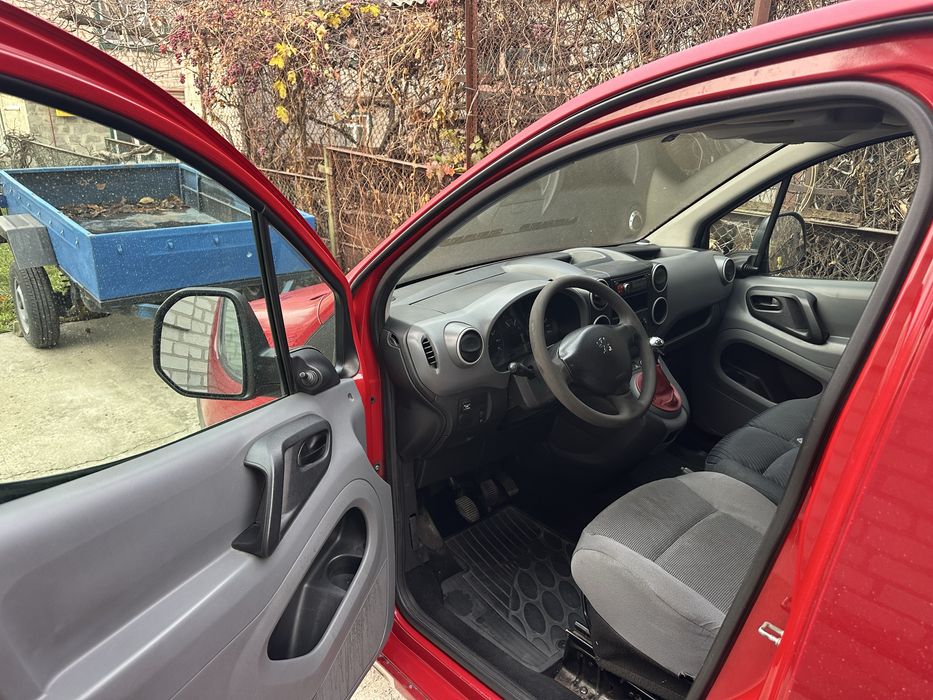 Пежо Партнер В9 Peugeot Partner 1.6