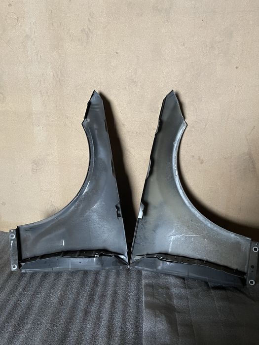 Blotnik przod Prawy Lewy C KLASA W204 LAK 792 bardzo ladne!