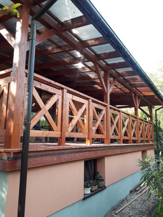 Balustrada drewniana krzyżowa