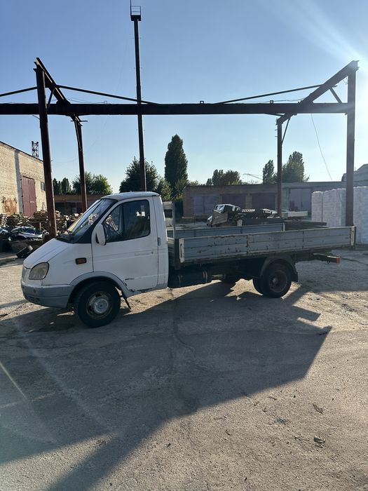Продам газель.