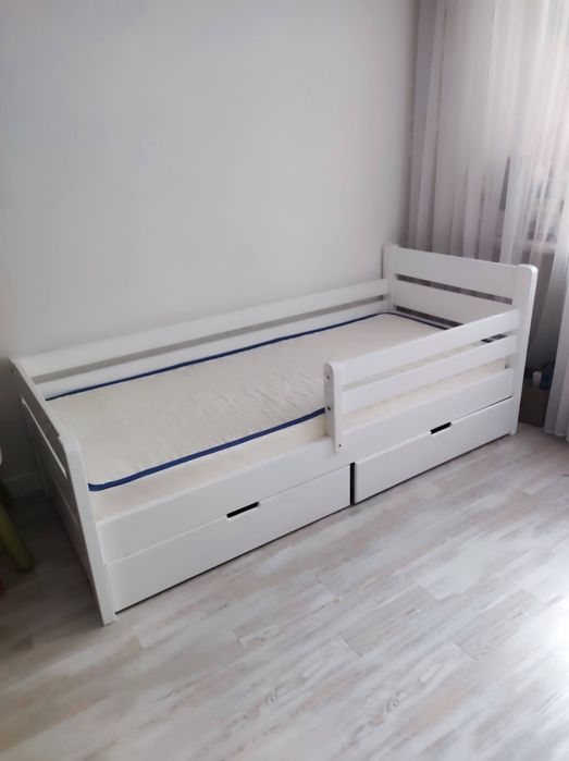 Продам детскую кровать