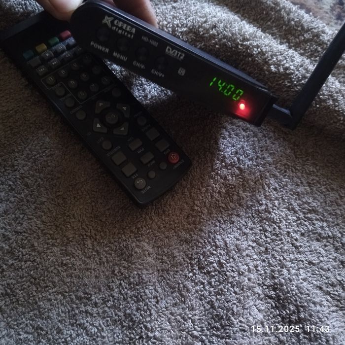 Продам  тв тюнер Т-2 в хорошем состоянии