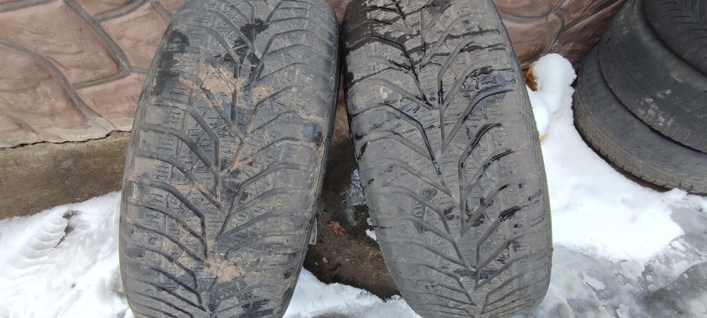 Зимова резина Йокогама 215/65 Р16