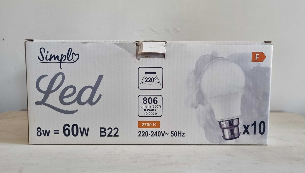 Żarówki LED B22 komplet 10 sztuk