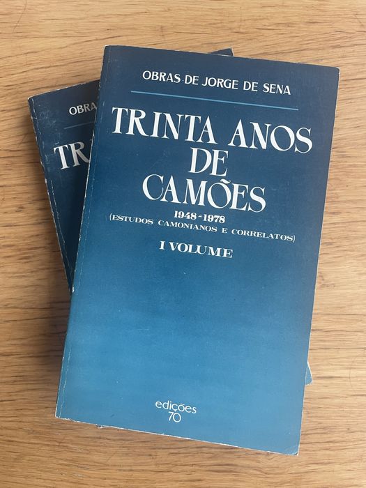 TRINTA ANOS DE CAMÕES