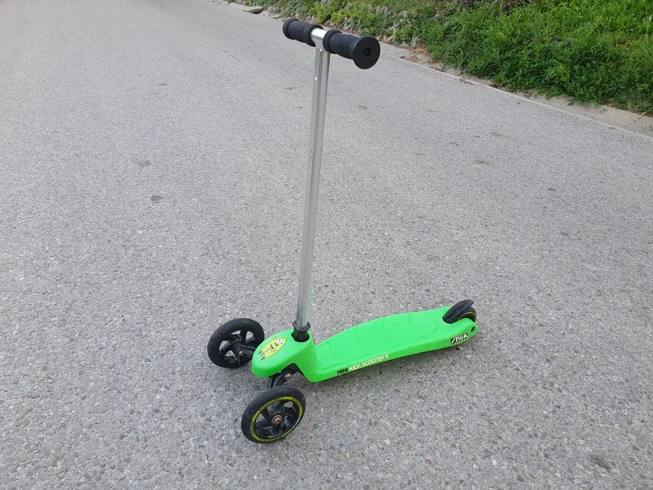 Hulajnoga trójkołowa