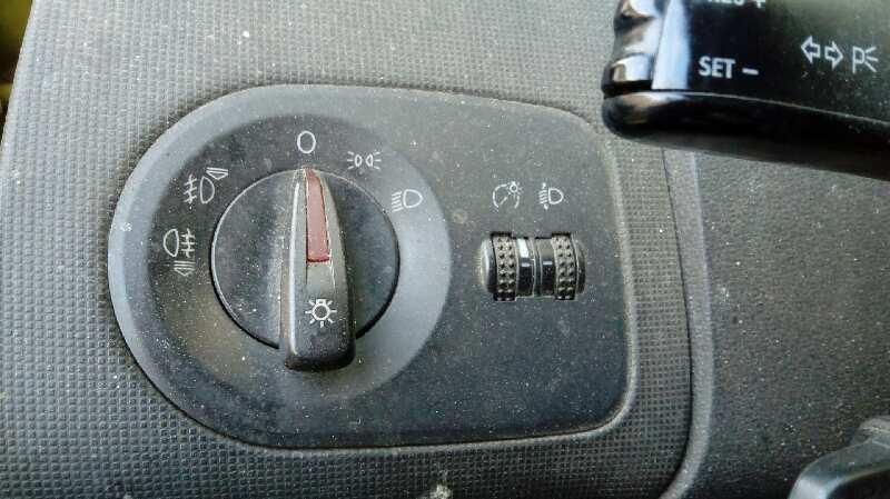 Comando Das Luzes Seat Ibiza Berlina 6J5