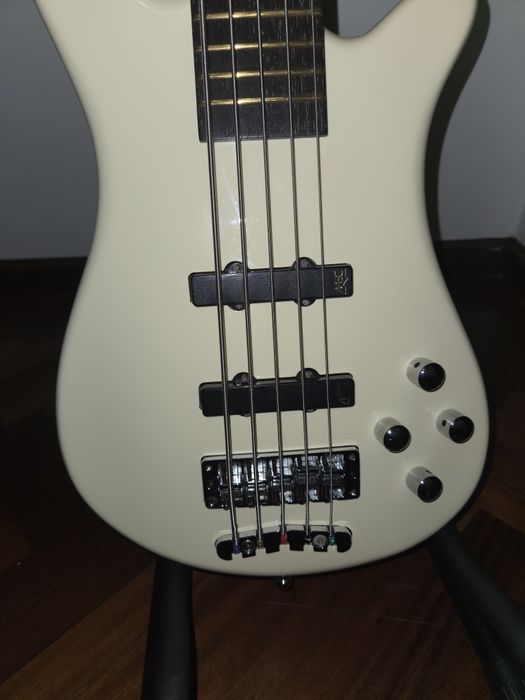 Warwick Pro Series Streamer LX 5 (5 Cordas) – Creme/ Cream White