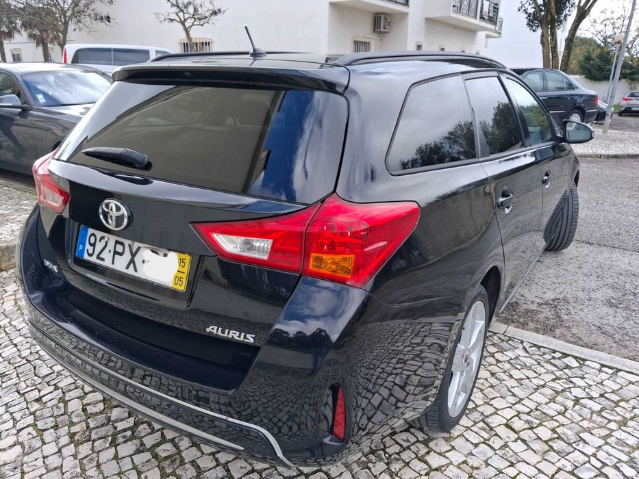 Toyota Auris Touring Sports
