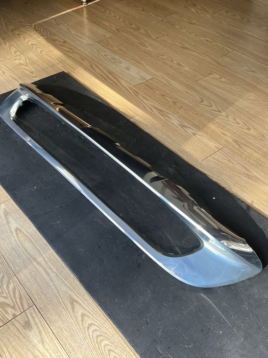 Rebordo, grelha de radiador - Mercedes GLA